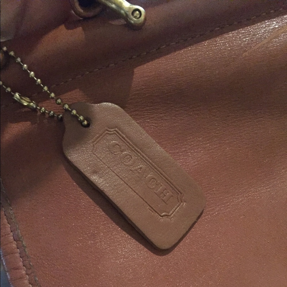 •Coach• Vintage Willis Bag in British Tan - Picture 8 of 8